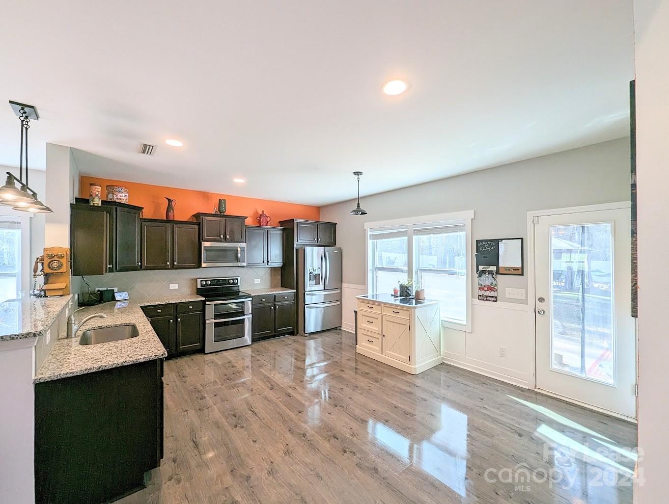 Conservancy at Waxhaw Creek - Residential Lease