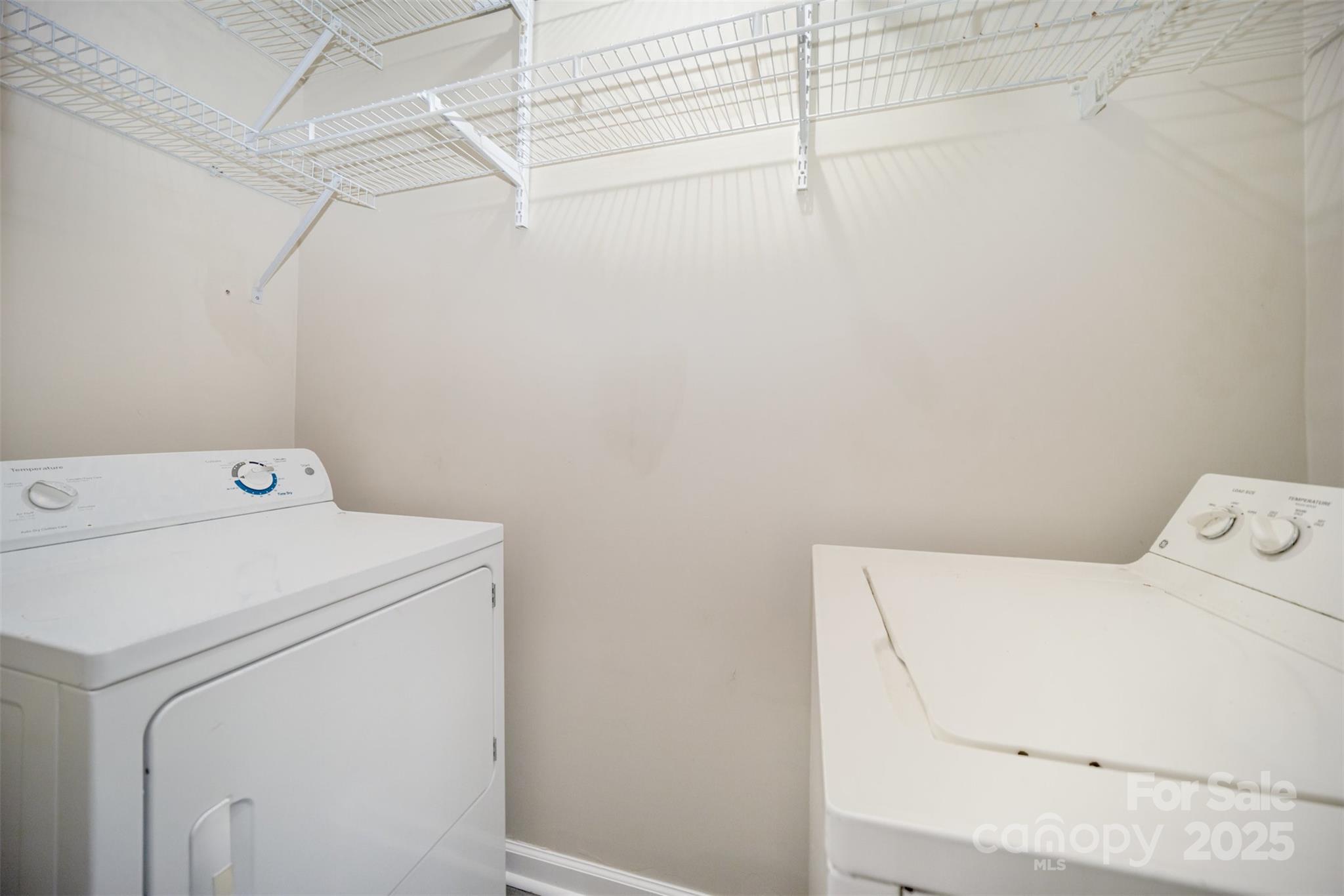 Holly Ridge - Residential