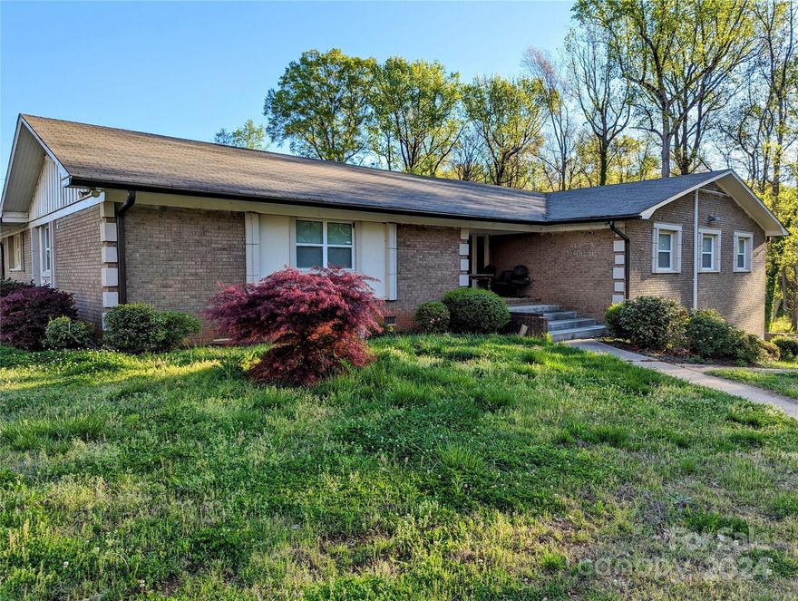 Presenting a premier commercial opportunity! Only a Portion of the property is being sold. Seller is willing to consider selling 3 to 4 acres of land only. This multi-access property offers a substantial footprint for development and expansion. Enviably positioned just in the heart of Charlotte and directly accessible off I-77 and the Billy Graham Pkwy, the location is unparalleled in potential. This is the PERFECT opportunity to establish a flourish your company.