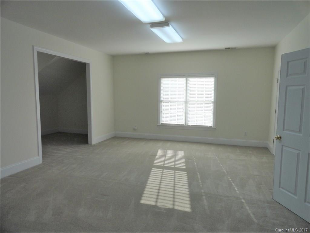 Waterford Glen - Residential