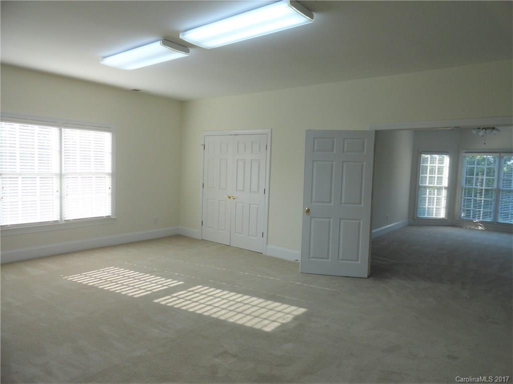 Waterford Glen - Residential