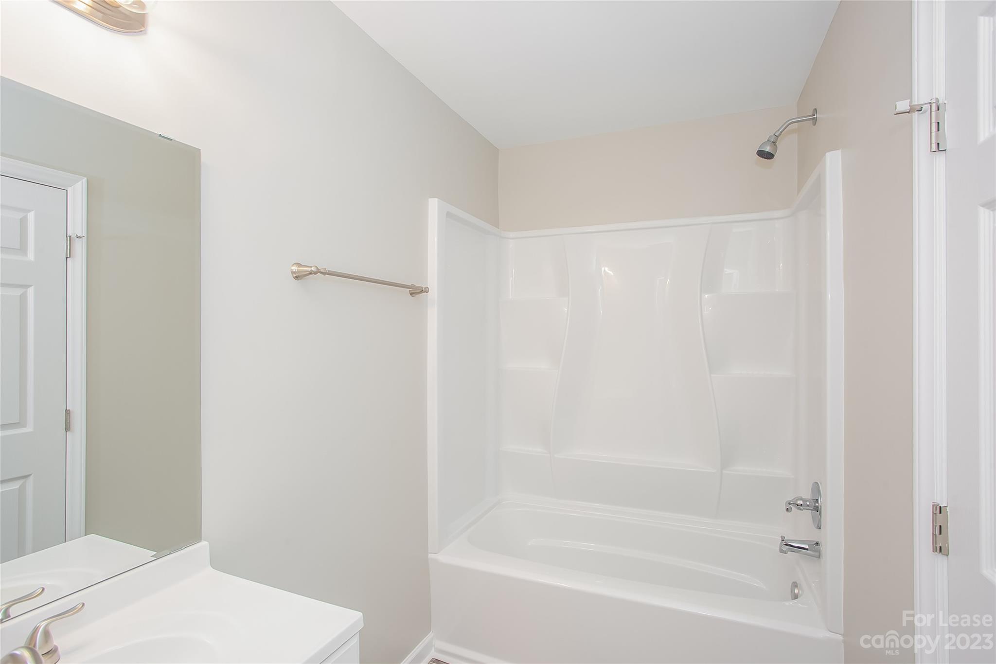 Lawyers Station - Residential Lease