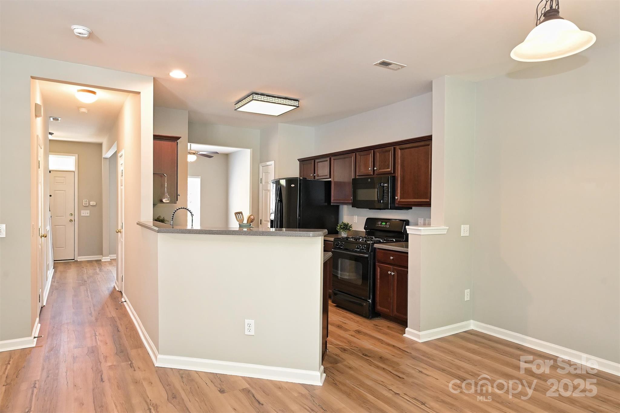 Fairway Townes - Residential