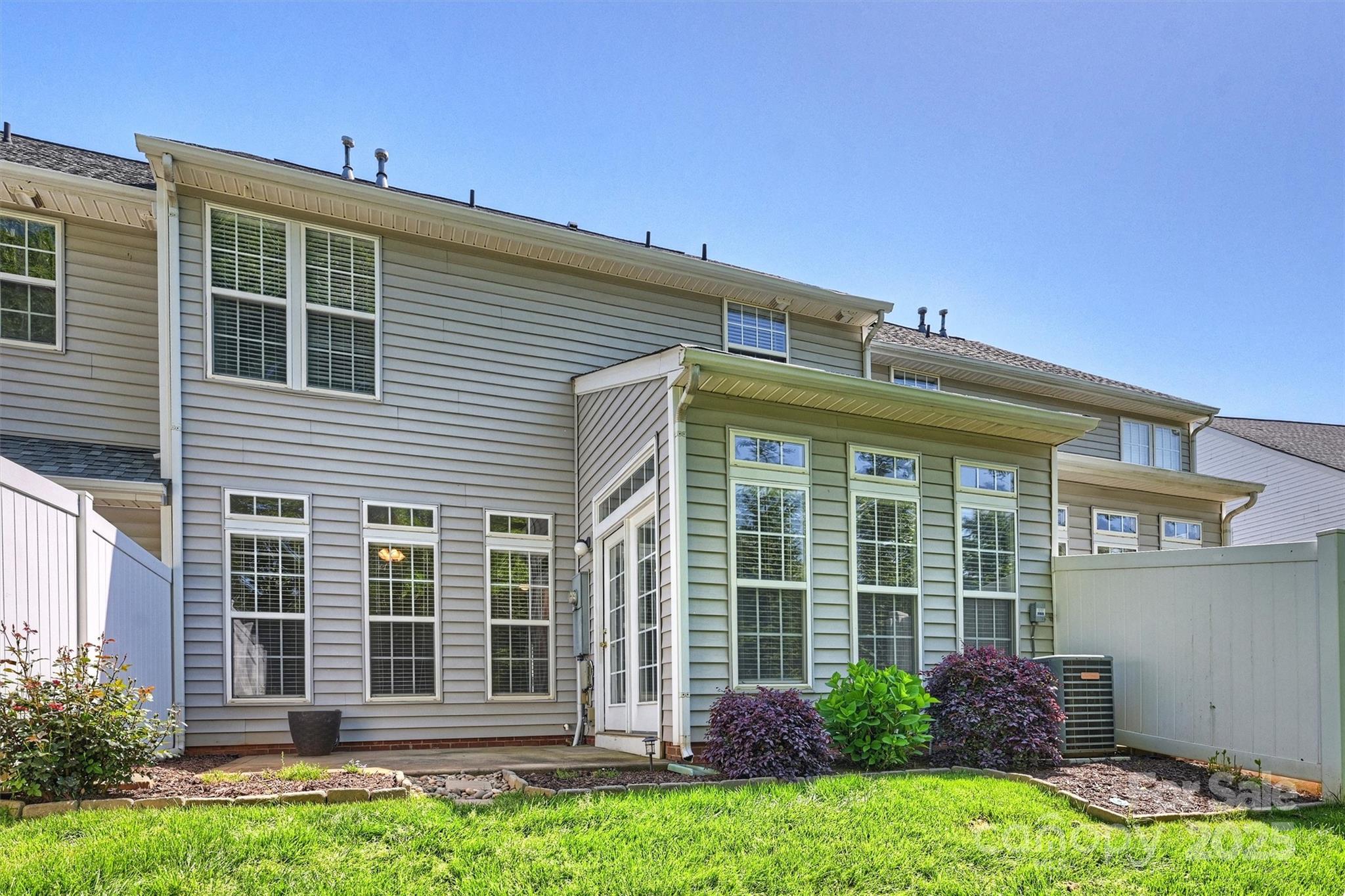 Fairway Townes - Residential