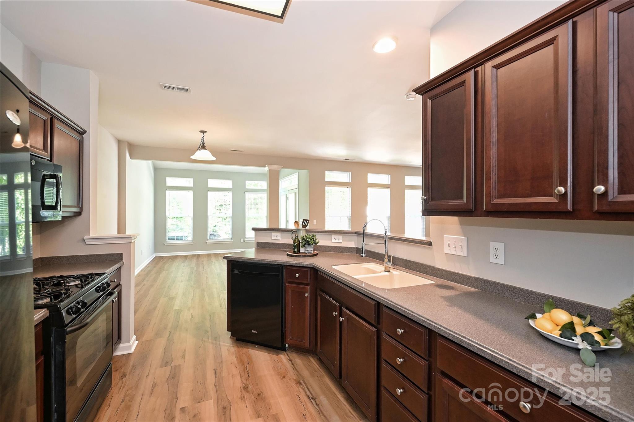 Fairway Townes - Residential