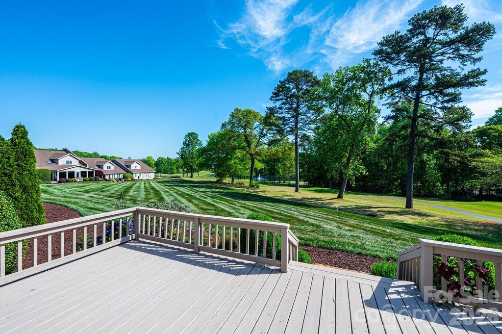 3725 Rock Bridge Drive NE