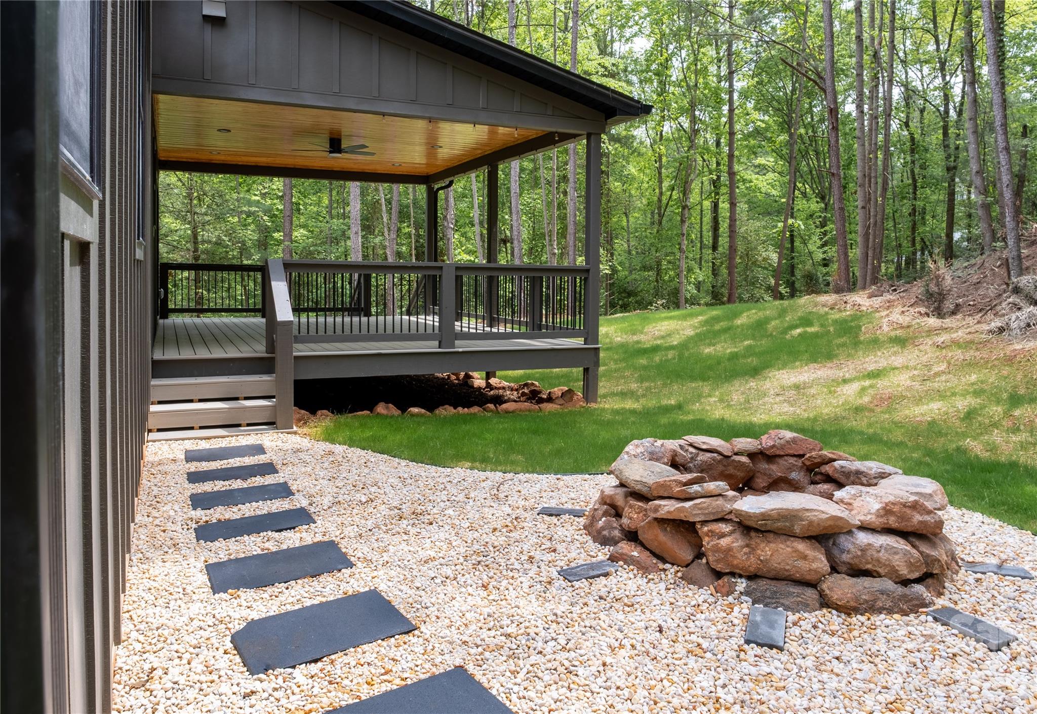 Riviera Run - Residential