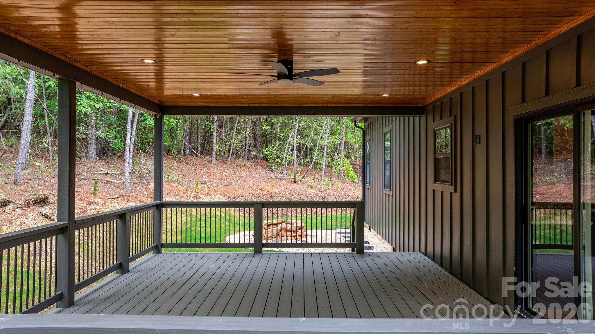 Riviera Run - Residential