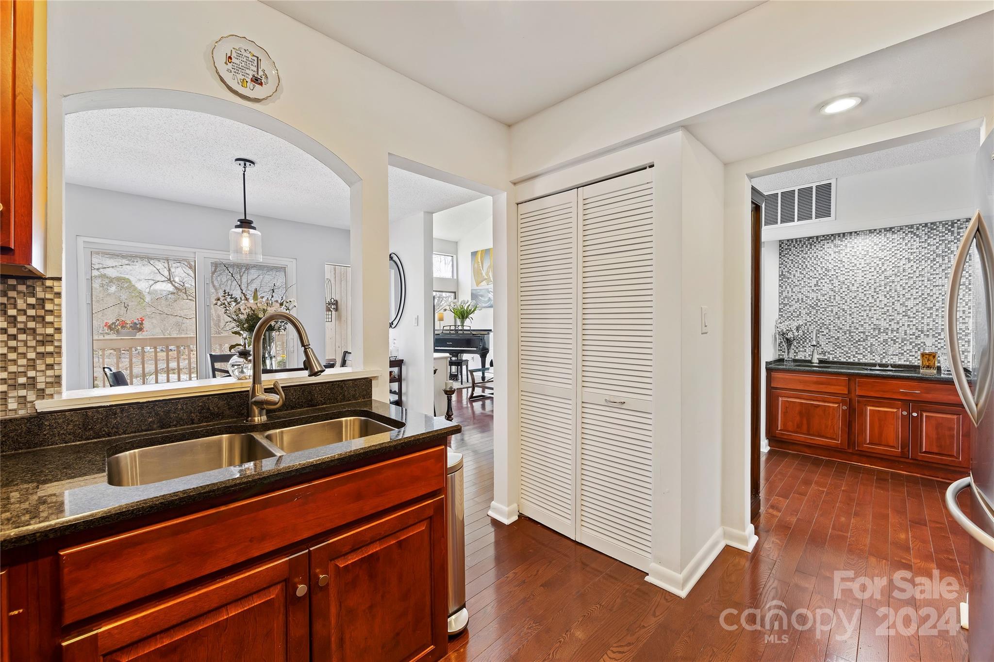 River Hills - Residential