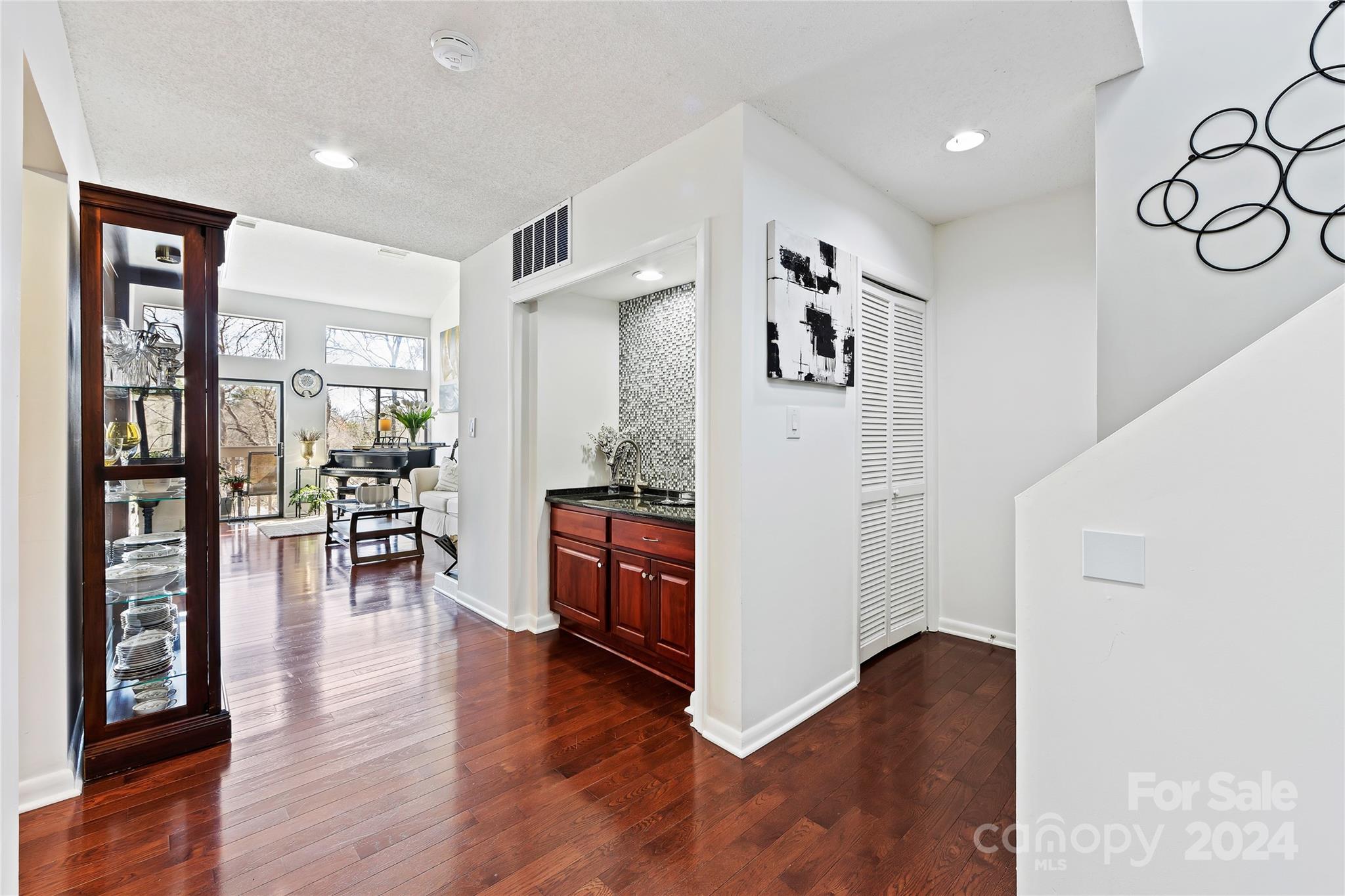 River Hills - Residential