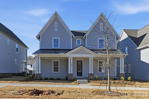 7237 Westrow Avenue Charlotte NC 28278