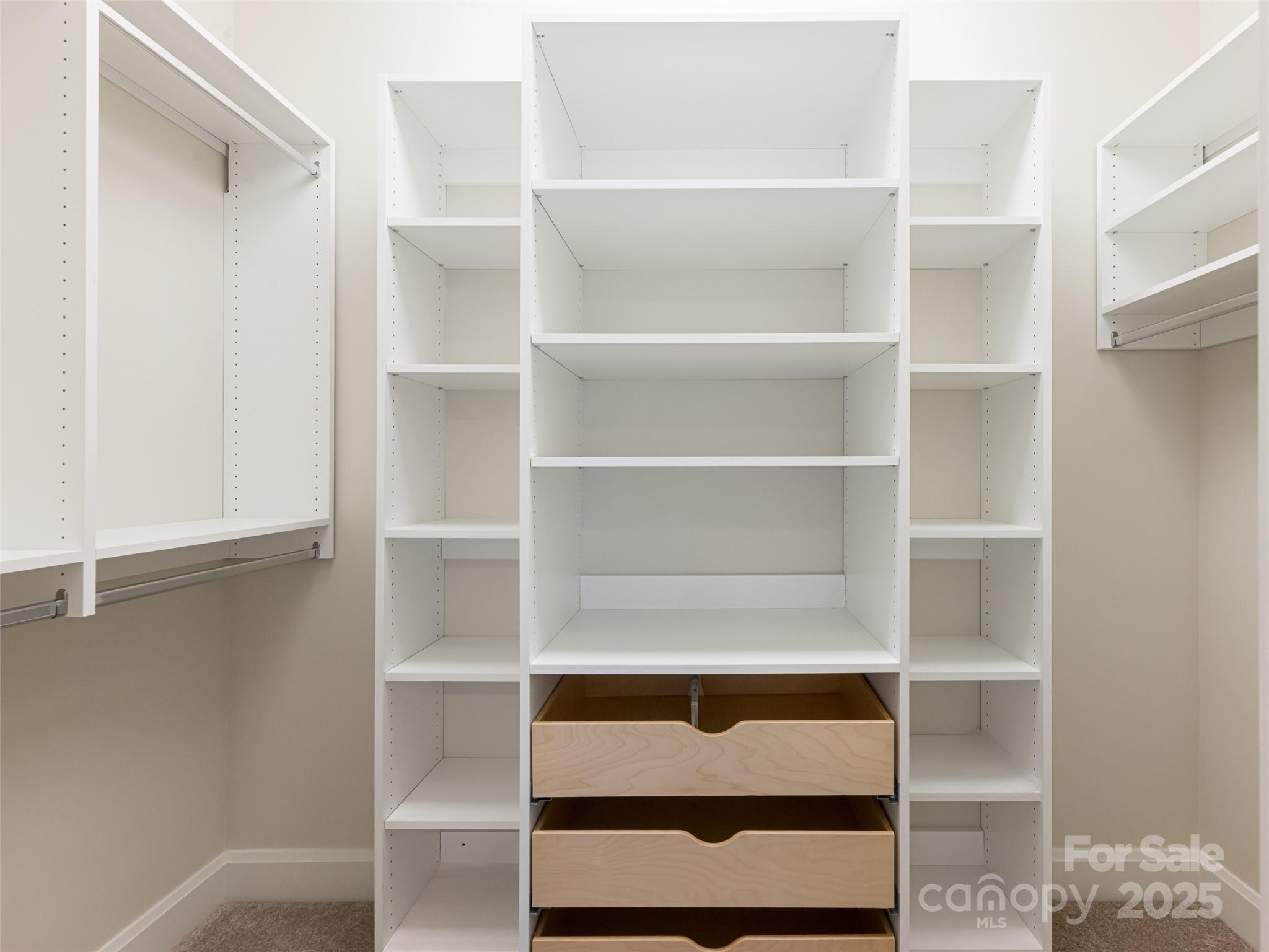 Thoms Estate - Residential