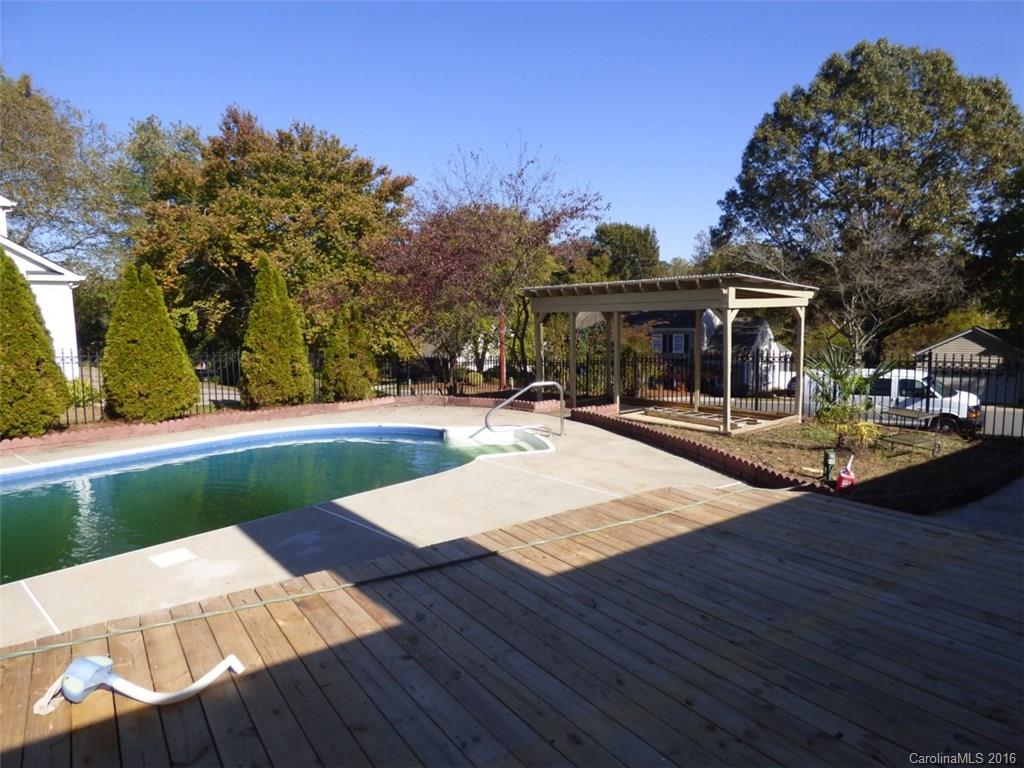 Touchstone - Residential