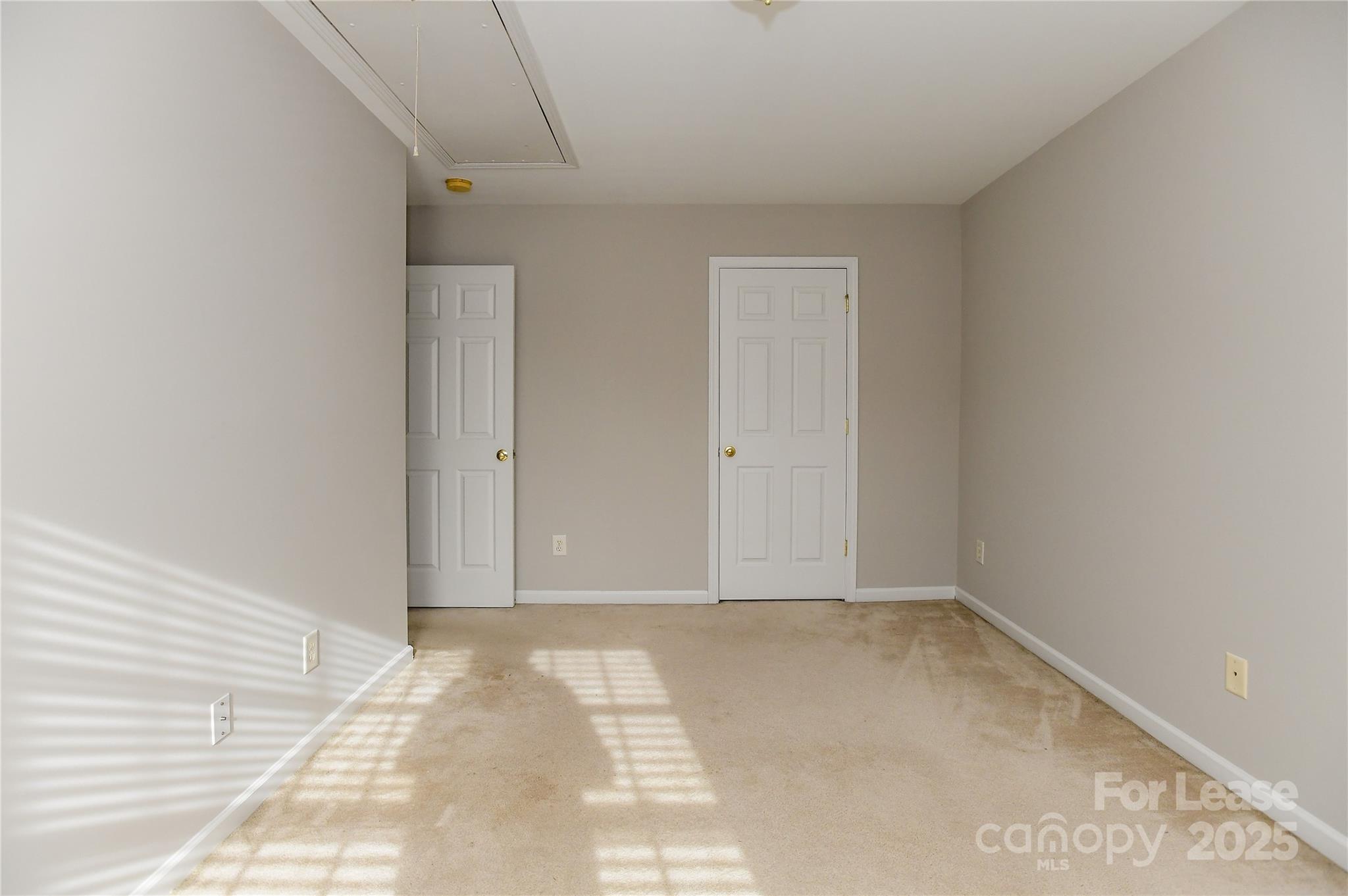 Riverfront - Residential Lease