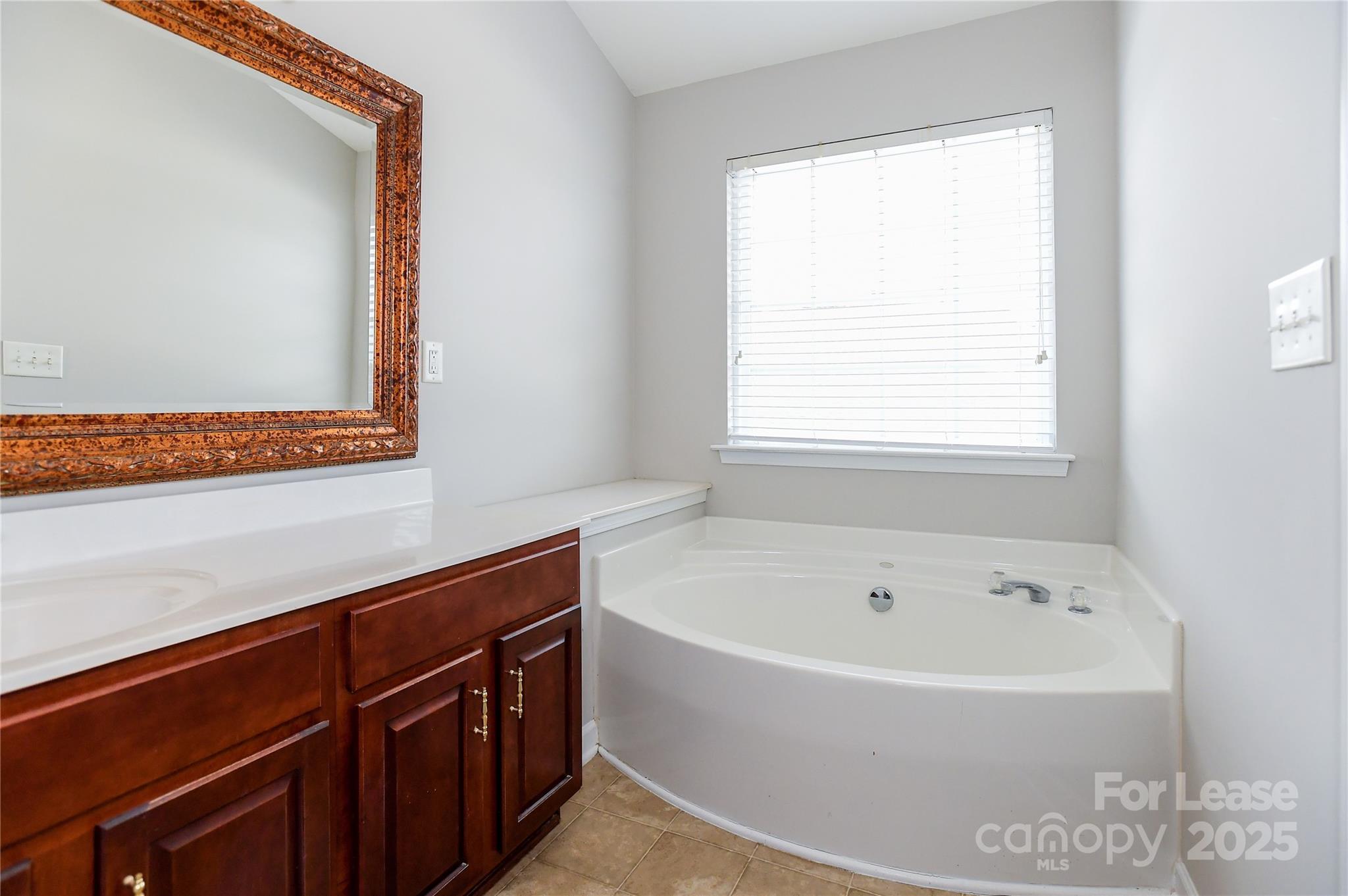 Riverfront - Residential Lease