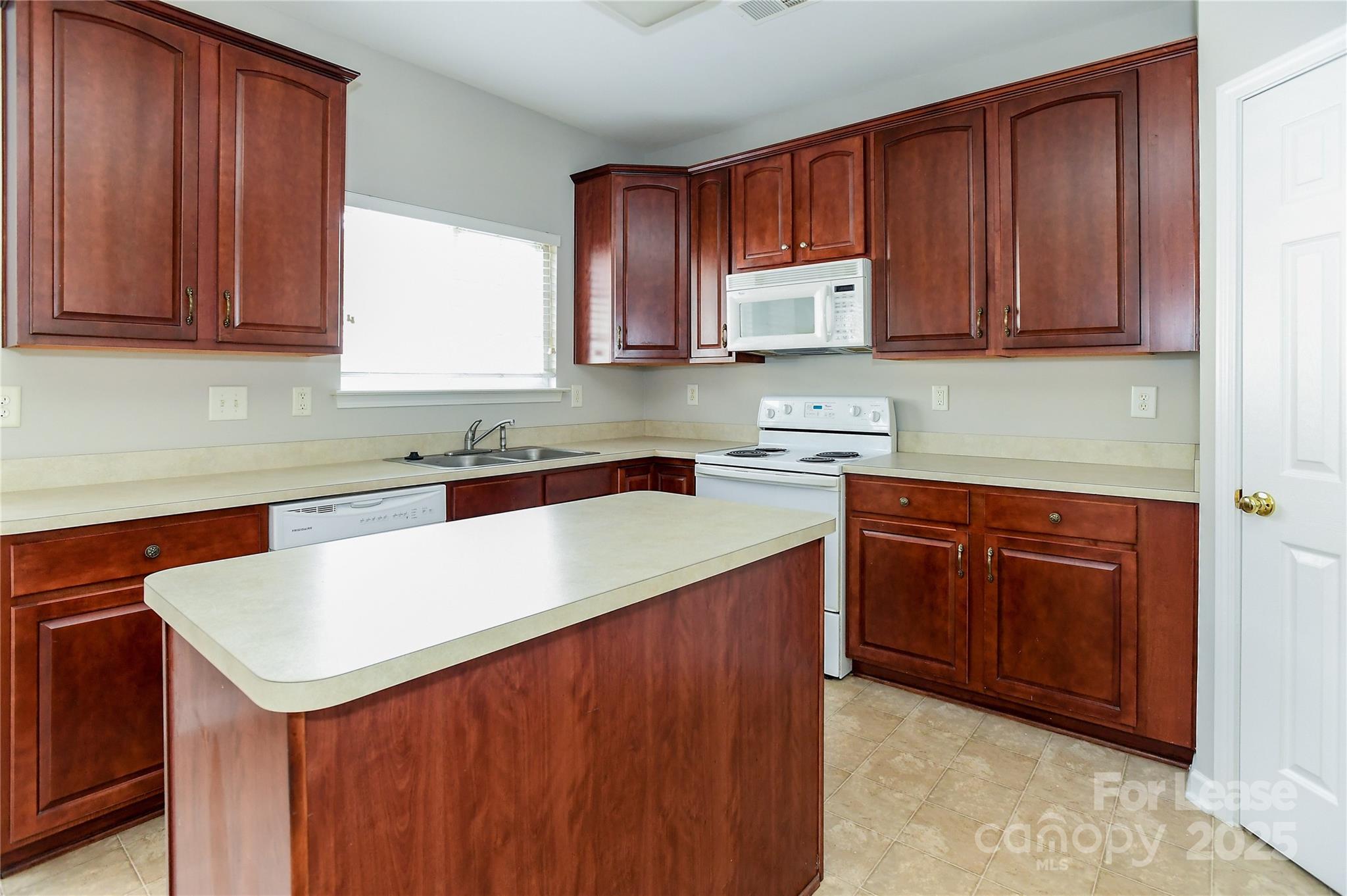 Riverfront - Residential Lease