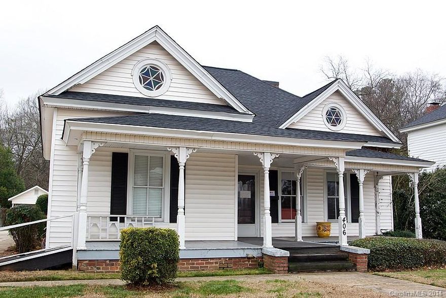 Perfect and Affordable Business Location!  In Historic Fort Mill City.  2000 +- square feet with 2 bathrooms, very large rooms including a kitchen/break area.  New Roof in 2011.  Updated sewer line to road.  Outside storage.  High Visibility and Traffic Count.  Owner Financing Possible.