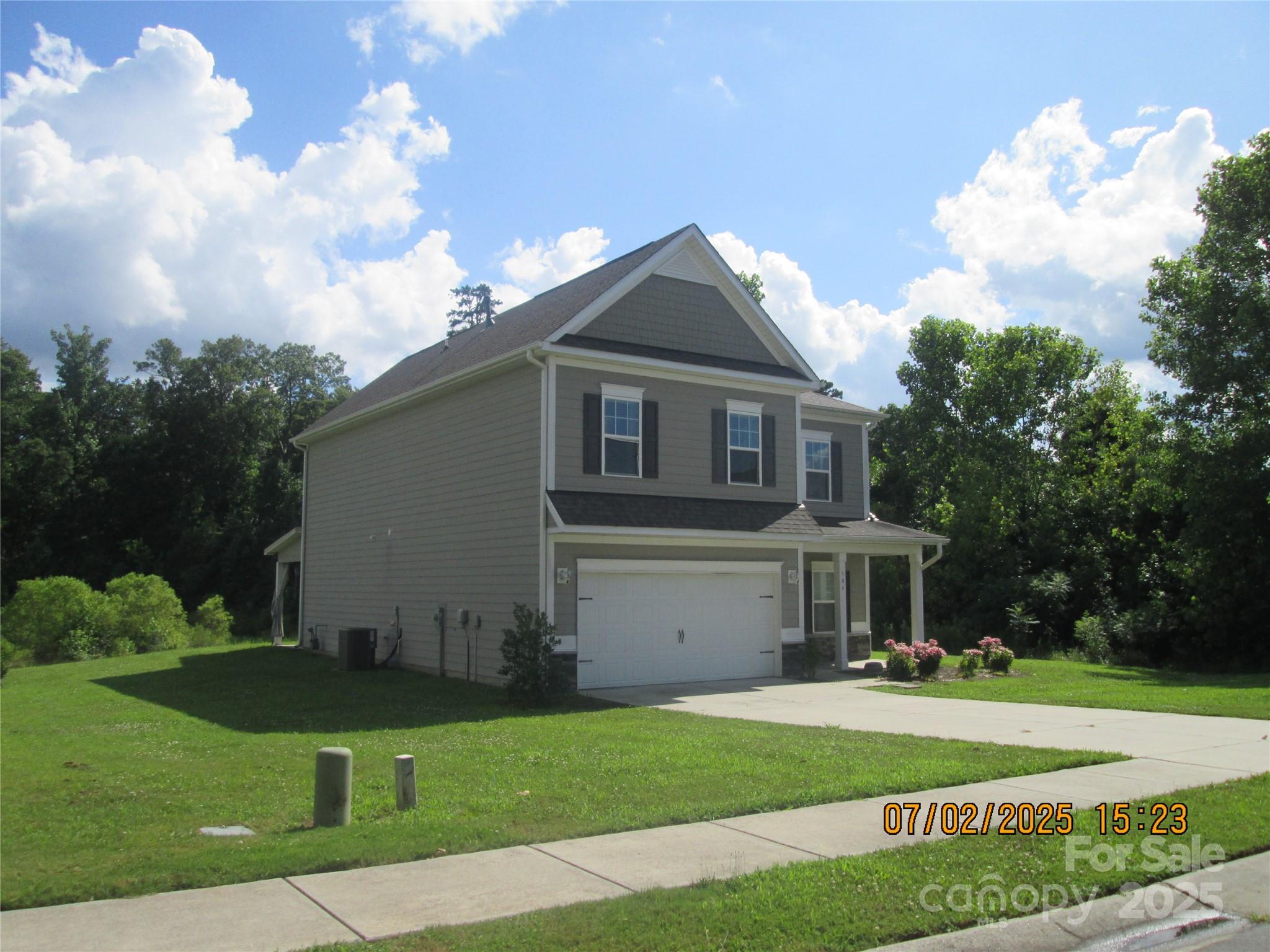 504 Stone River Parkway