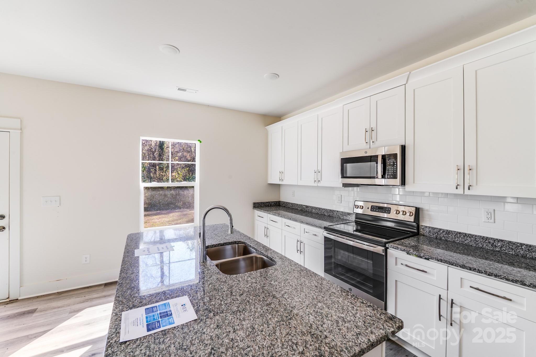 Sanders Ridge - Residential