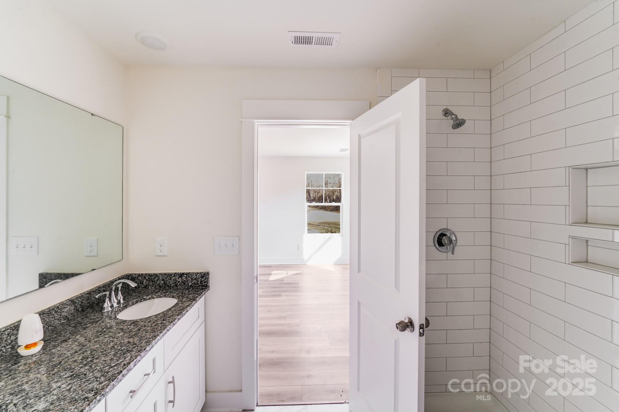 Sanders Ridge - Residential