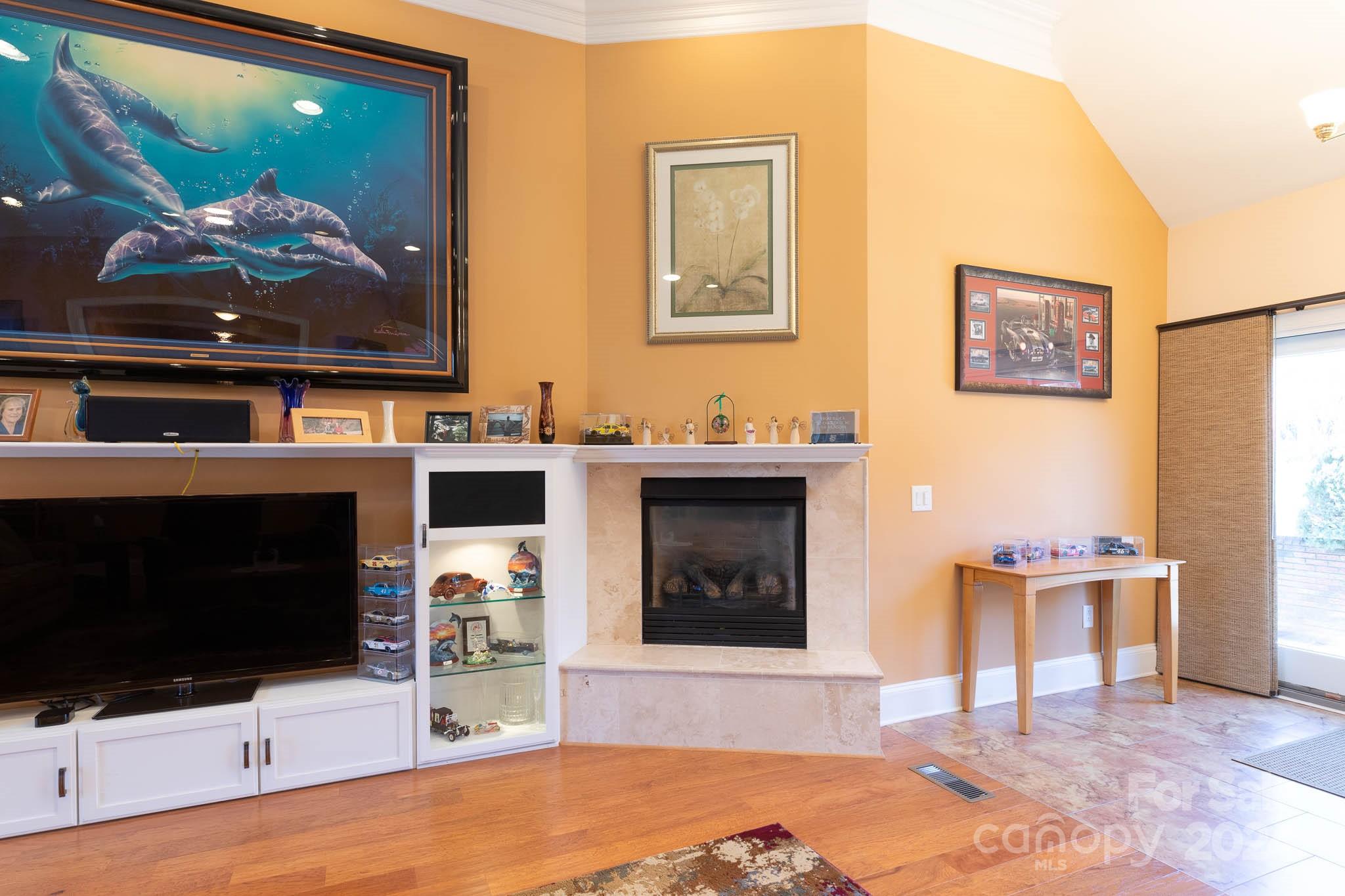 Camelot - Residential