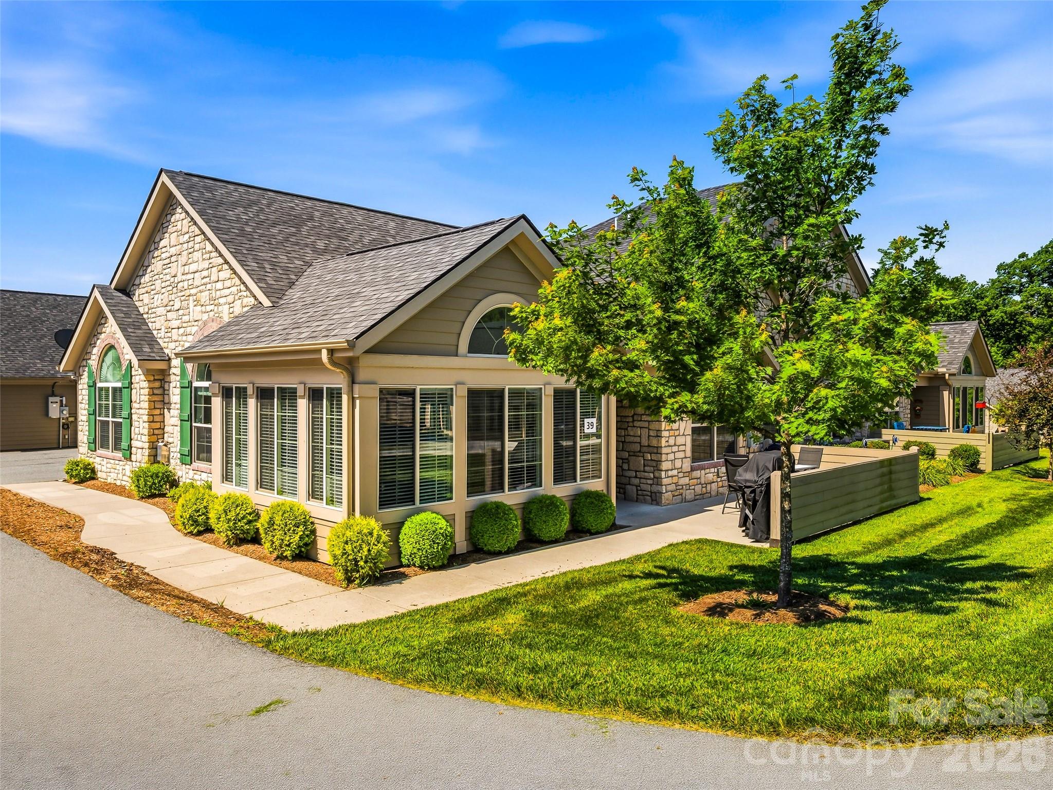 39 Braeburn Way