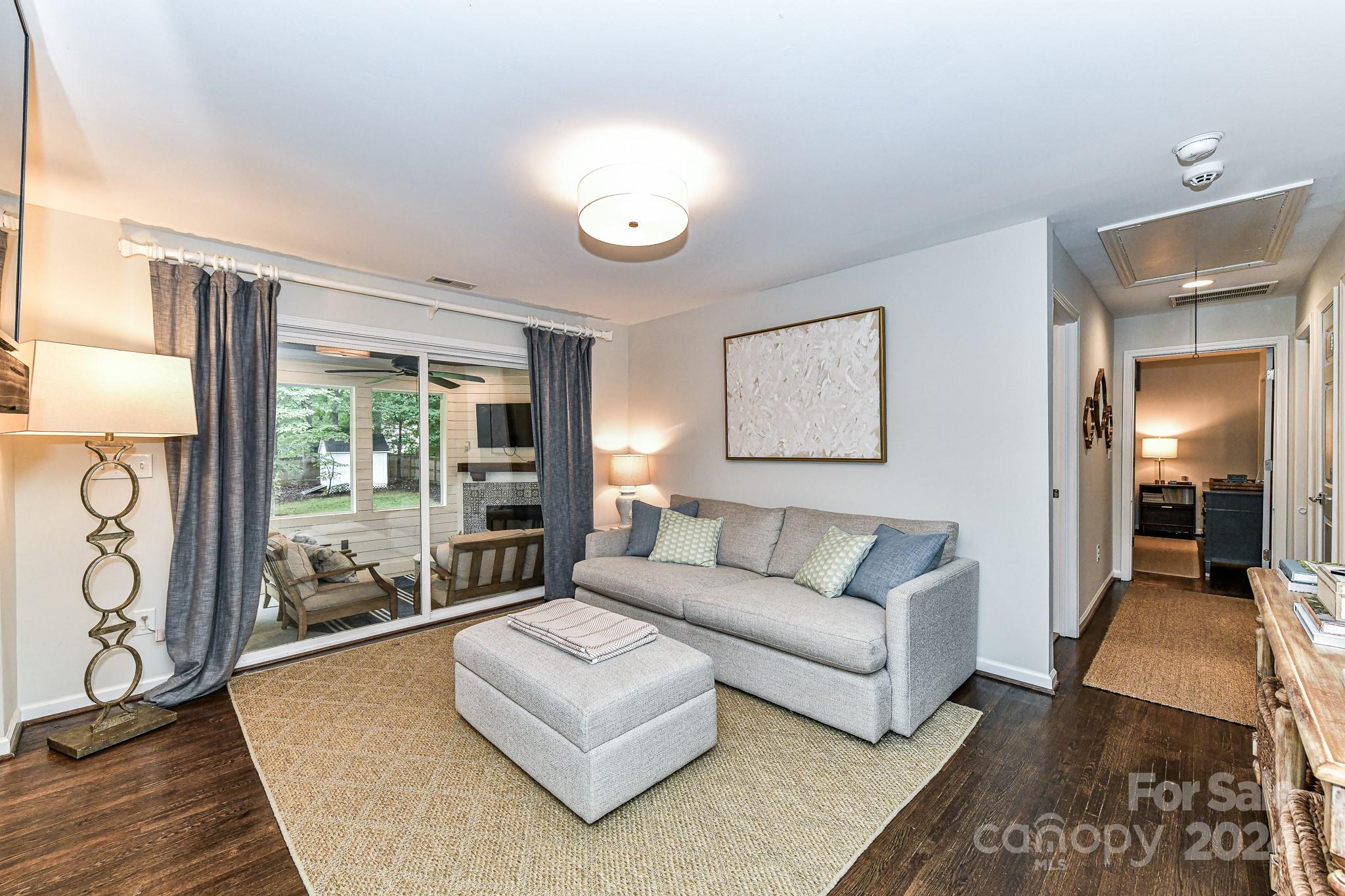 Beverly Woods - Residential