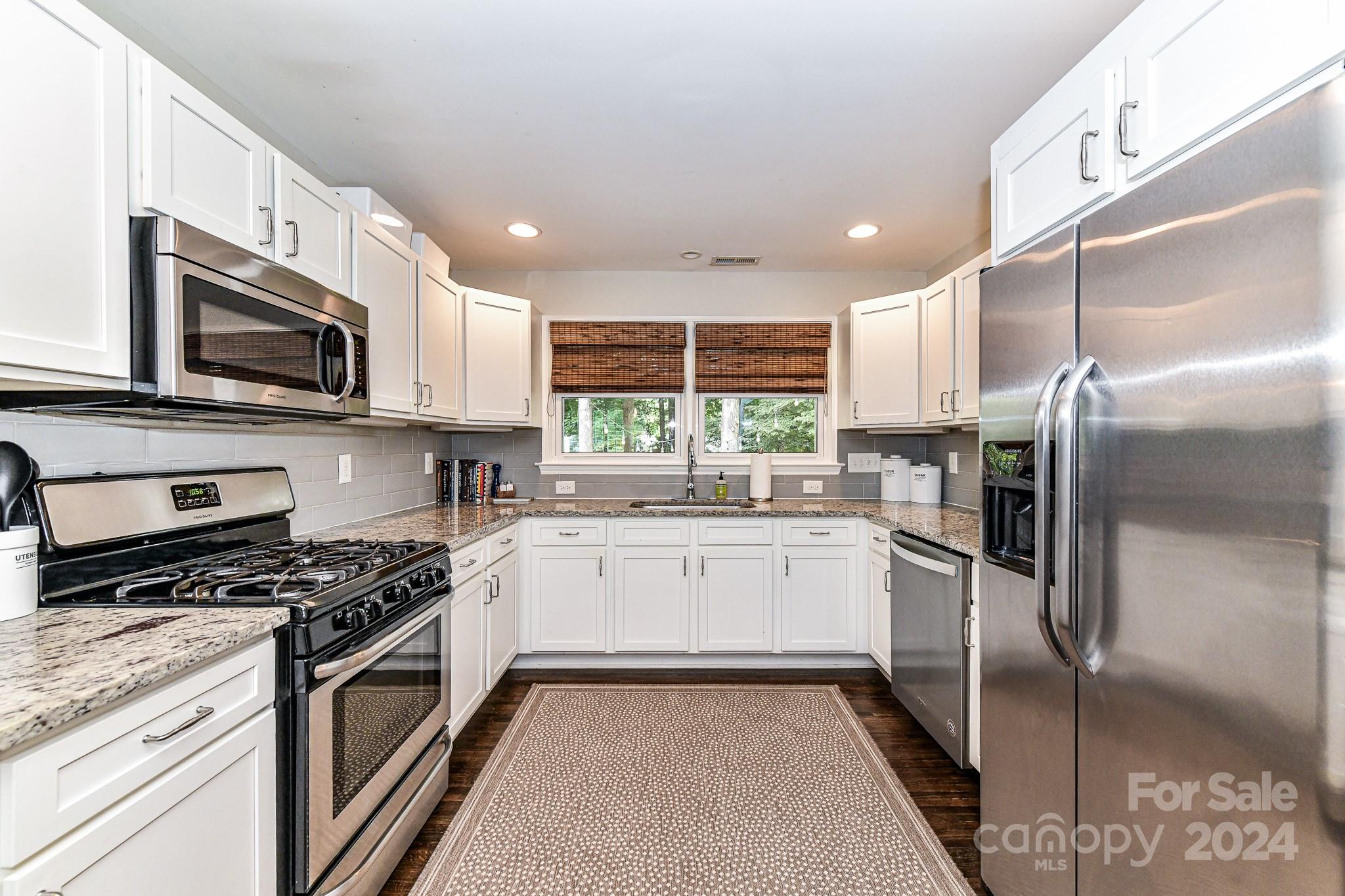 Beverly Woods - Residential