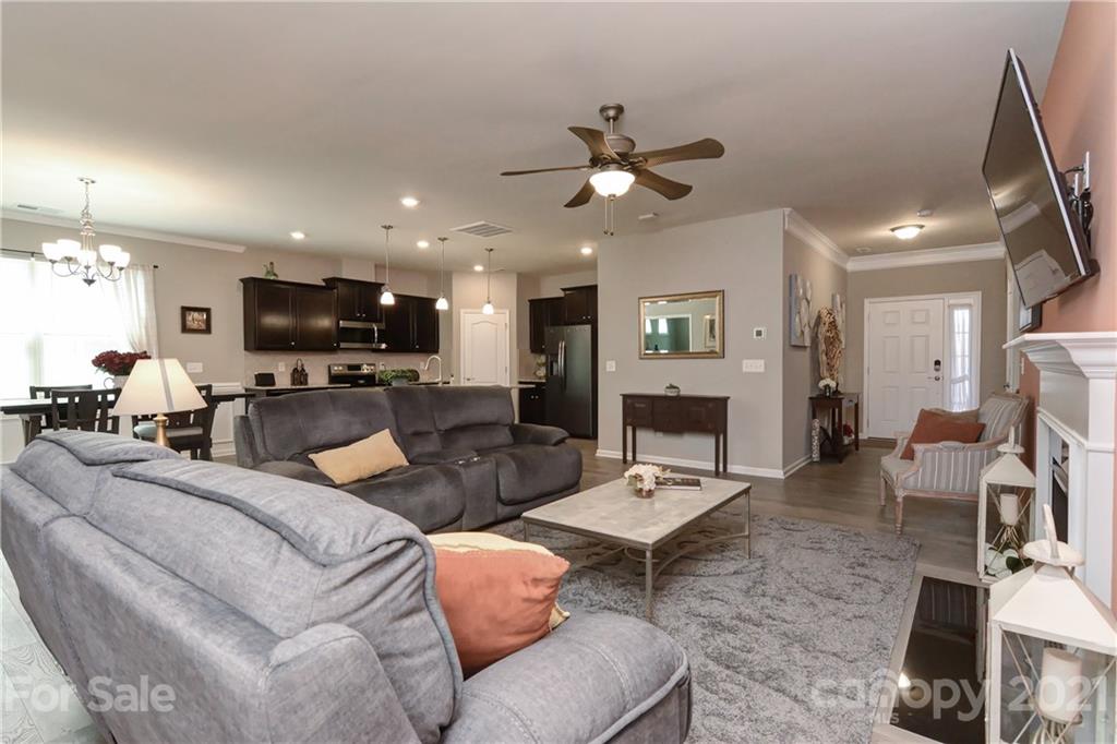 Tree Tops - Residential