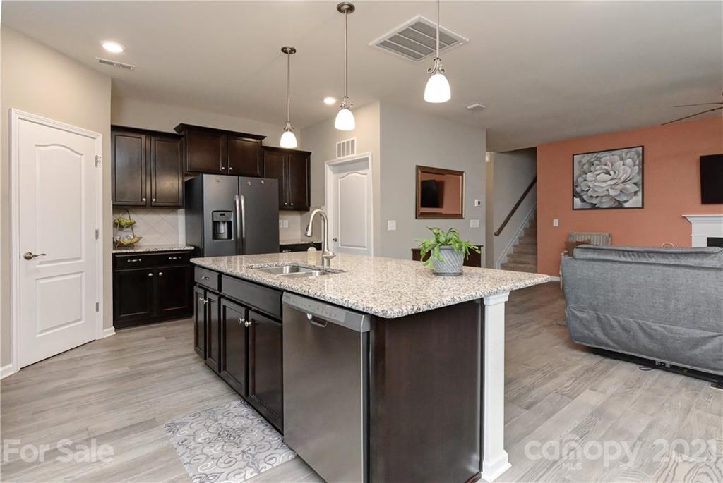 Tree Tops - Residential