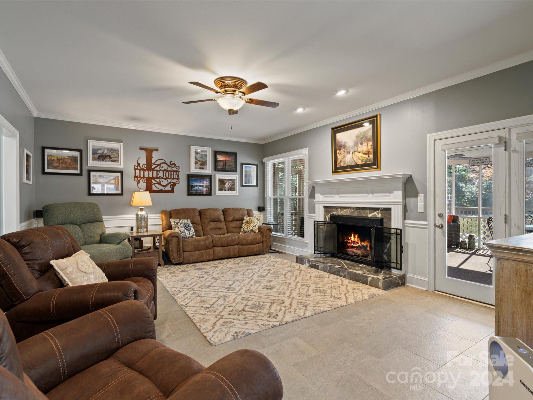 Carriage Downs - Residential