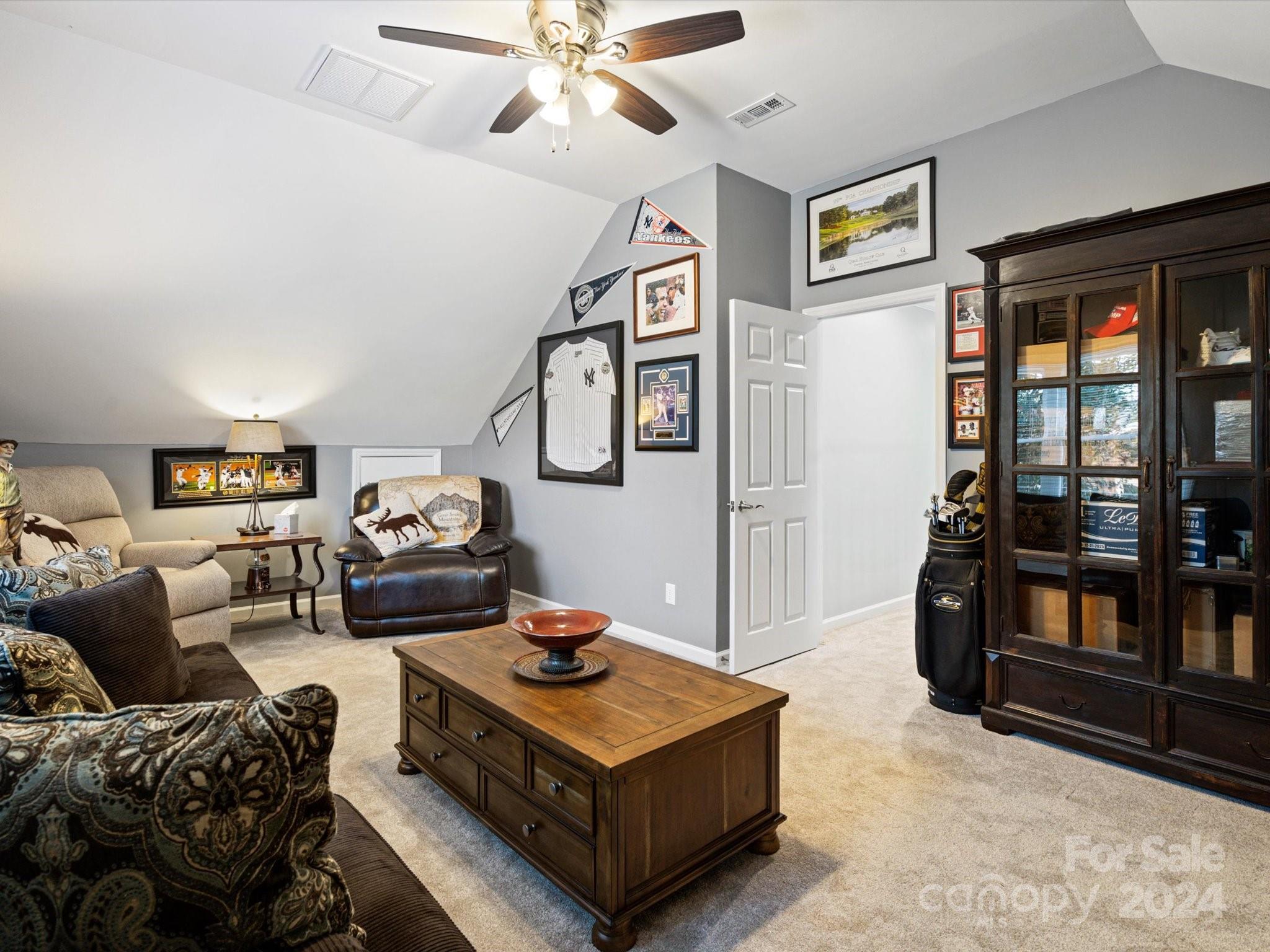 Carriage Downs - Residential