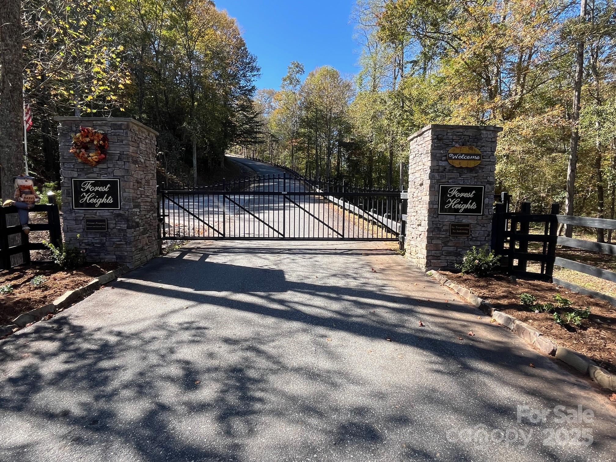 Forest Heights - Land
