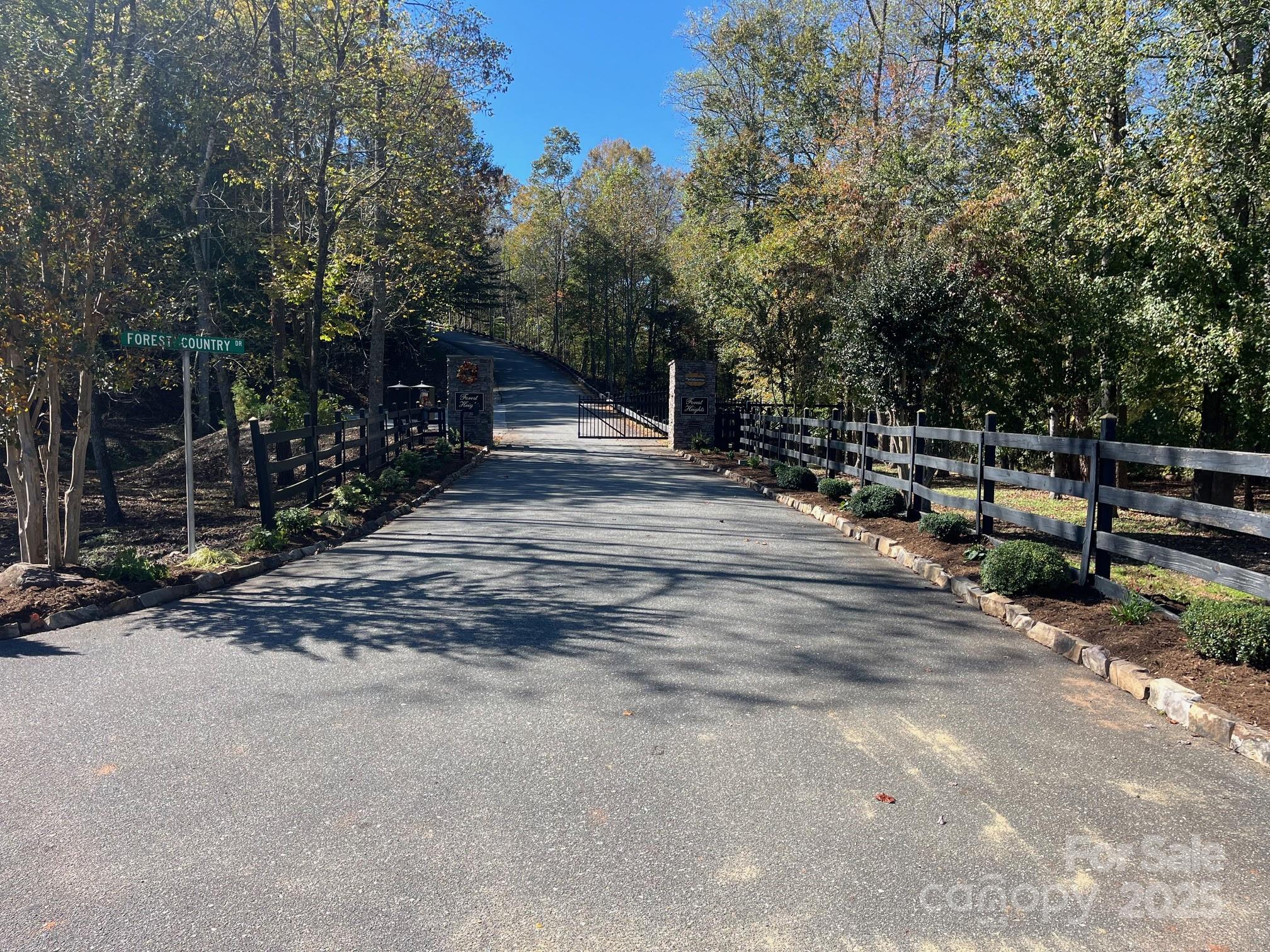 Forest Heights - Land