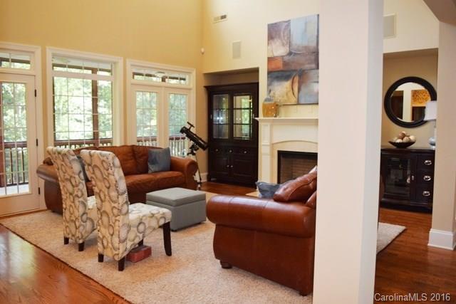 Olde Williamsburg - Residential