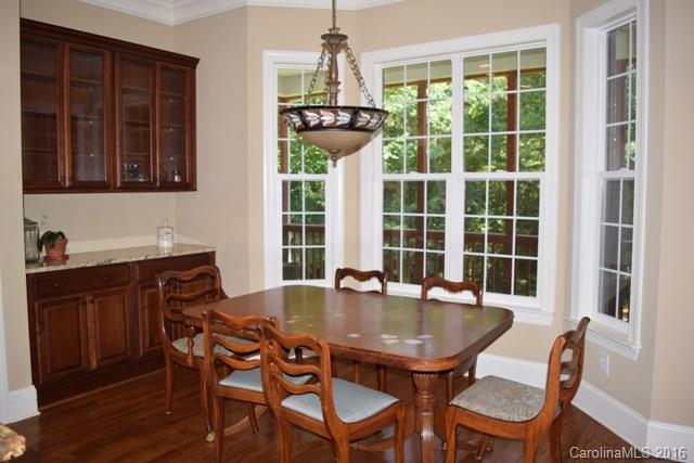 Olde Williamsburg - Residential