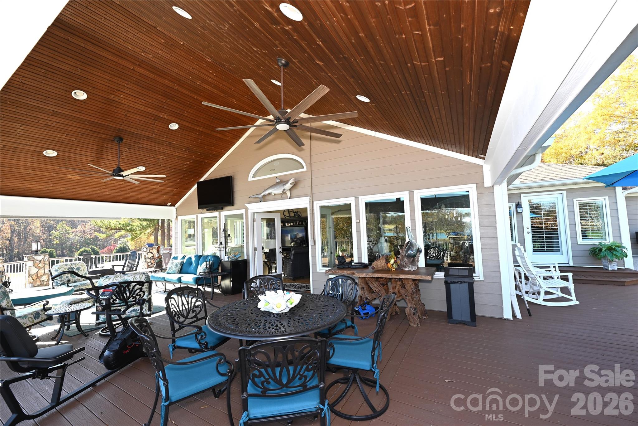 Glenn Oaks - Residential