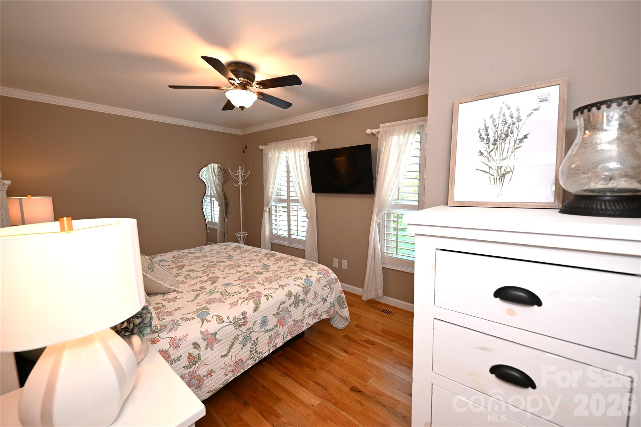 Glenn Oaks - Residential