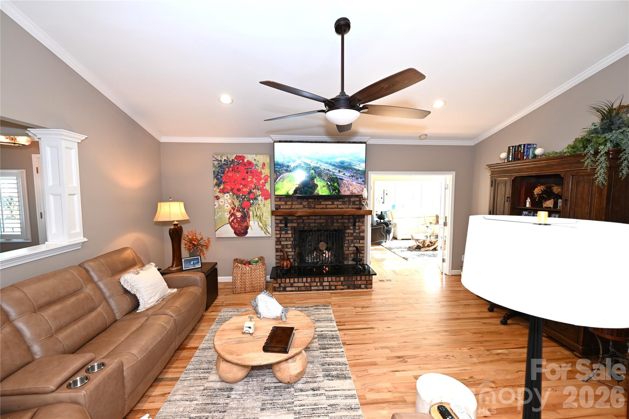 Glenn Oaks - Residential