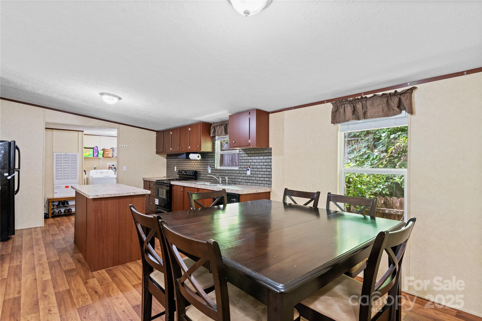 Hidden Forest - Residential