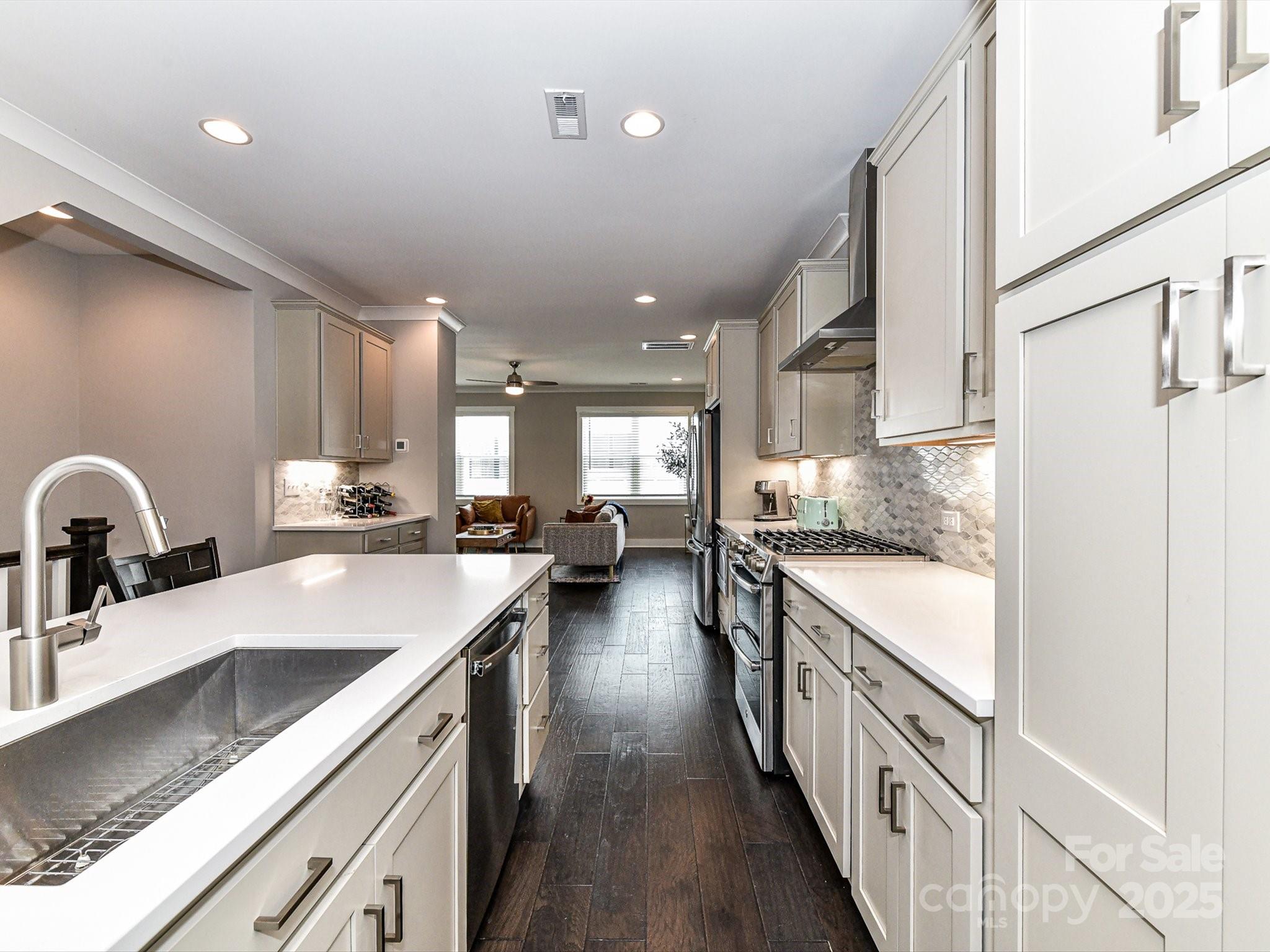 36th and Holt - Residential