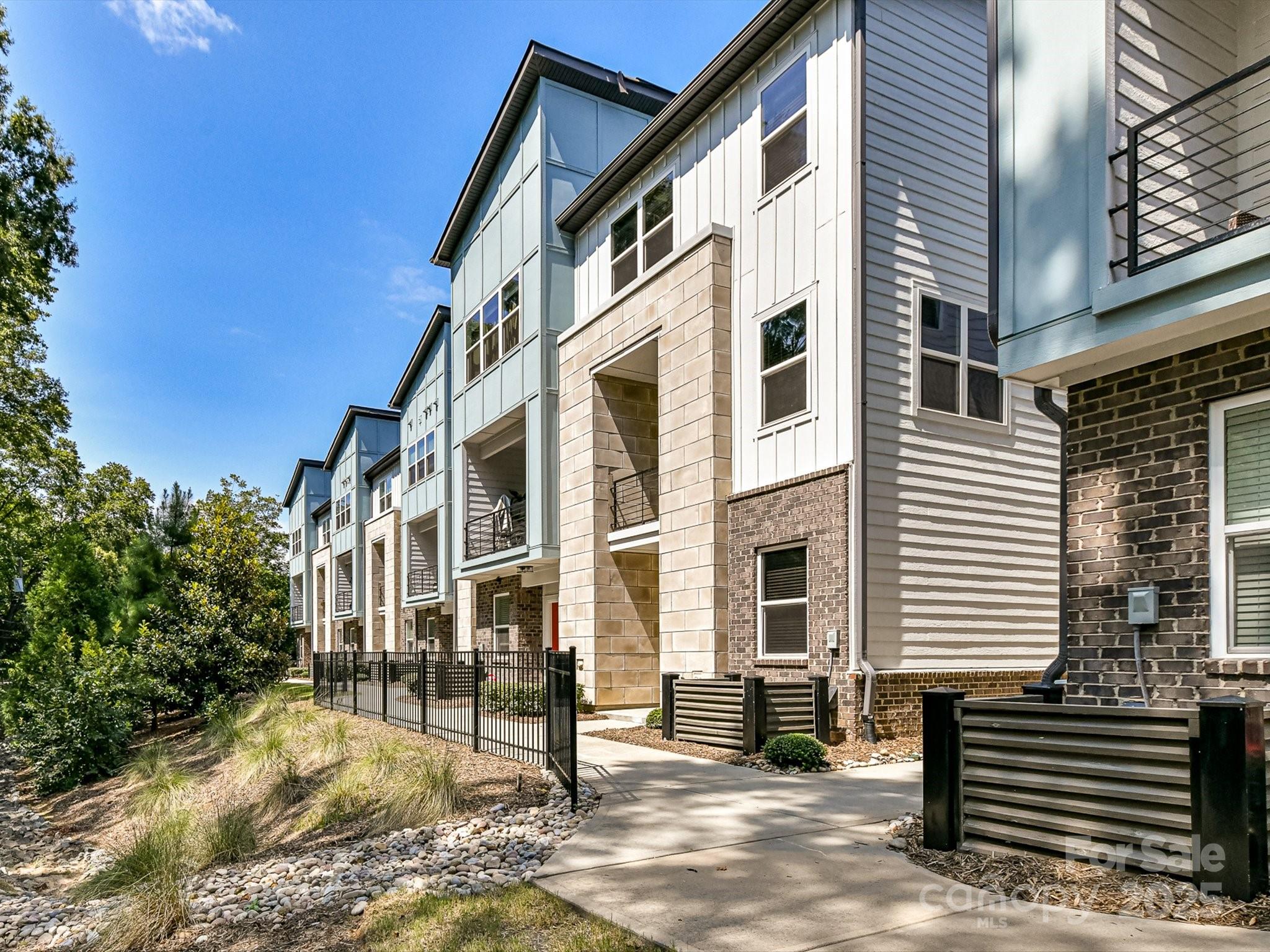 36th and Holt - Residential