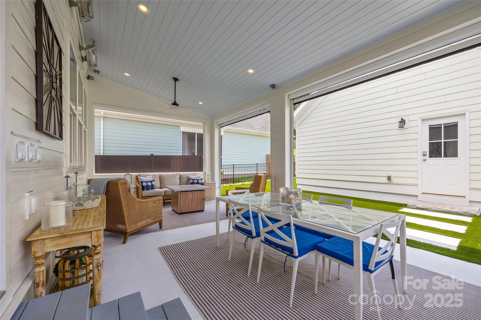 Riverwalk - Residential