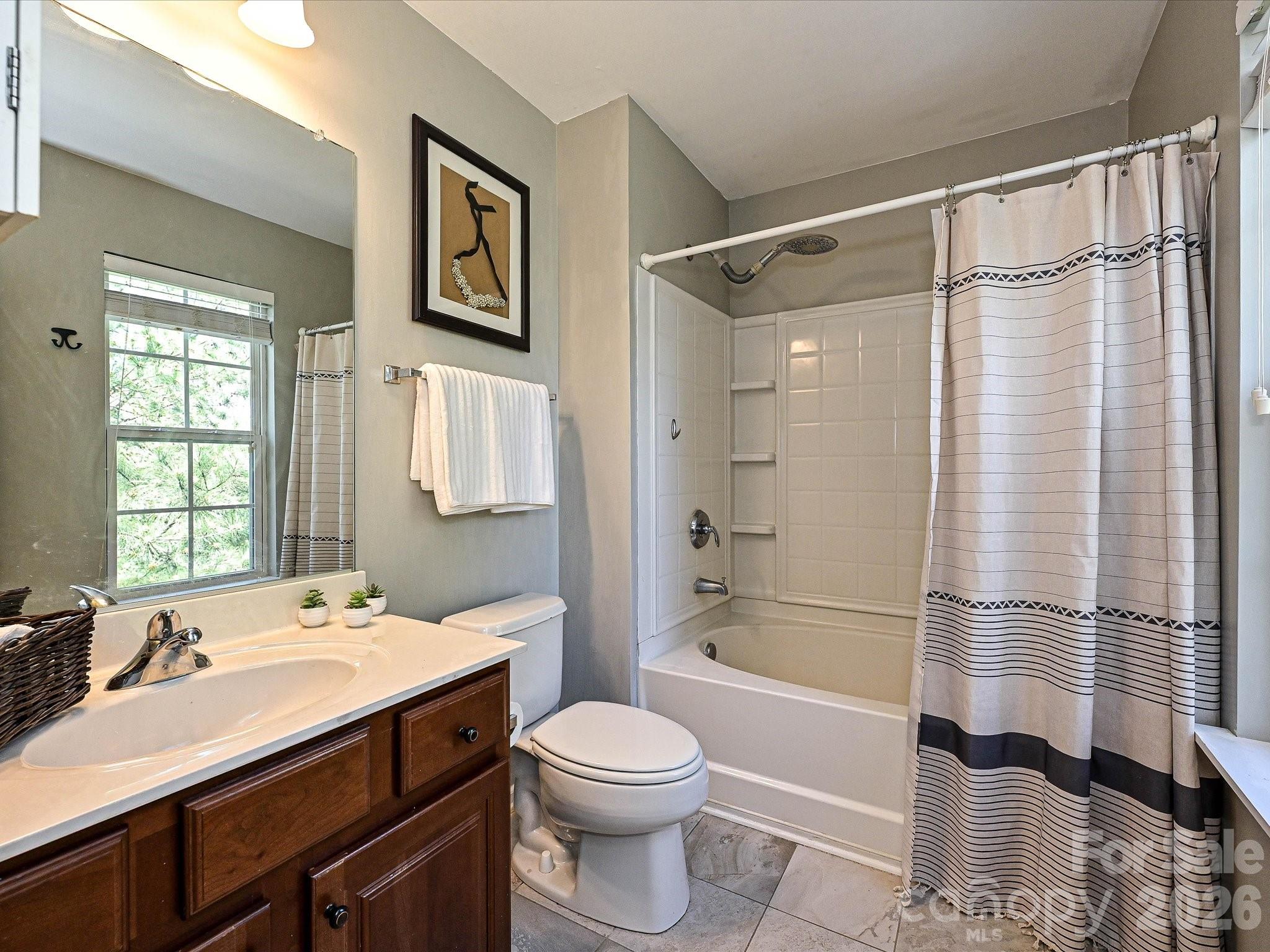 Charlotte Pines - Residential