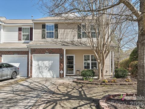 14242 Tamarack Drive Charlotte NC 28278