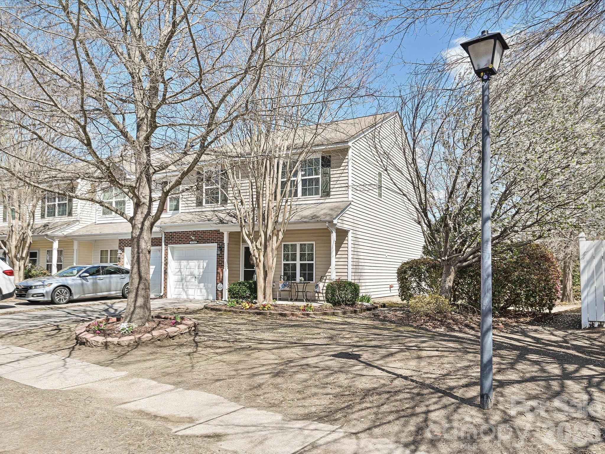 Charlotte Pines - Residential