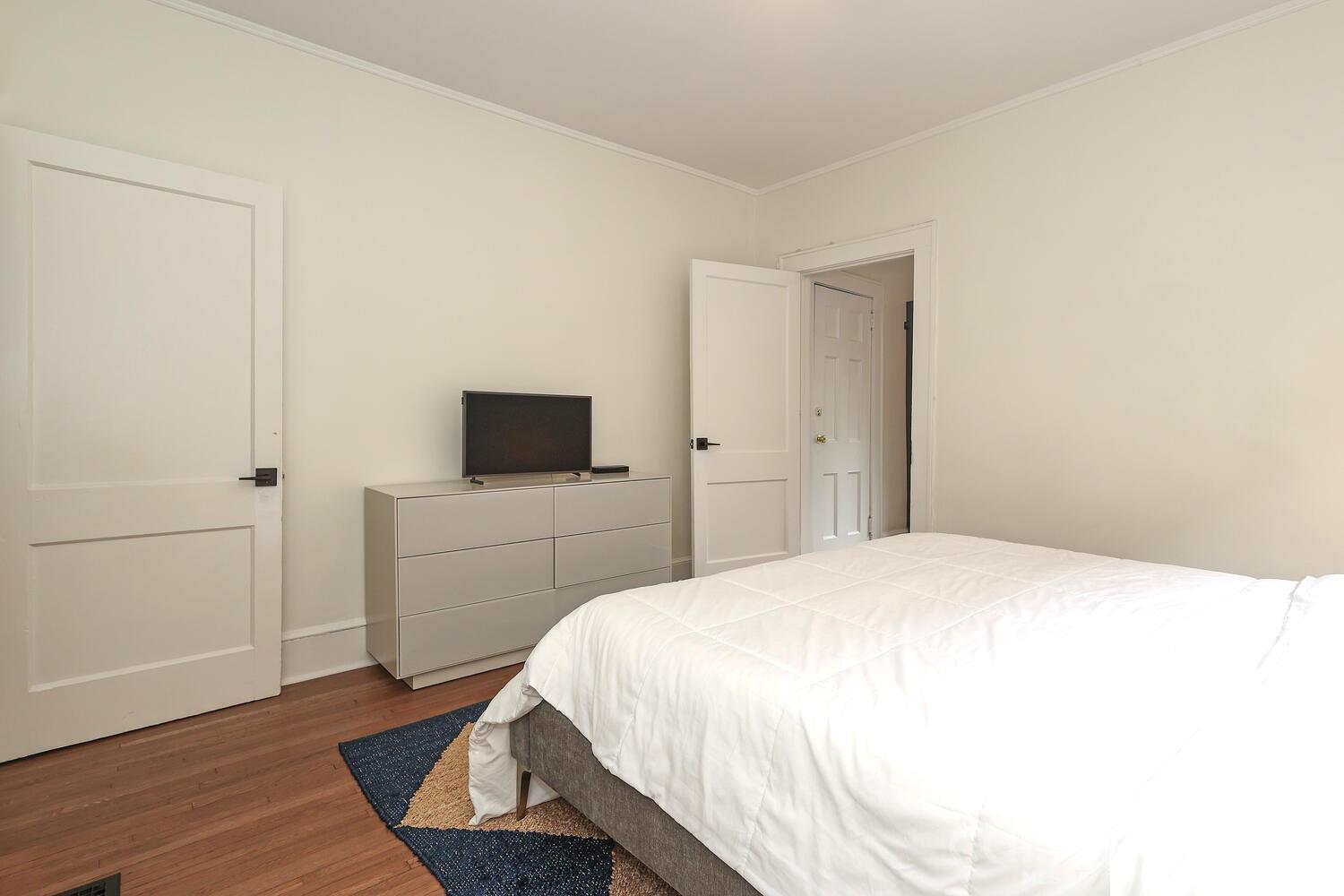 Elizabeth - Residential Income