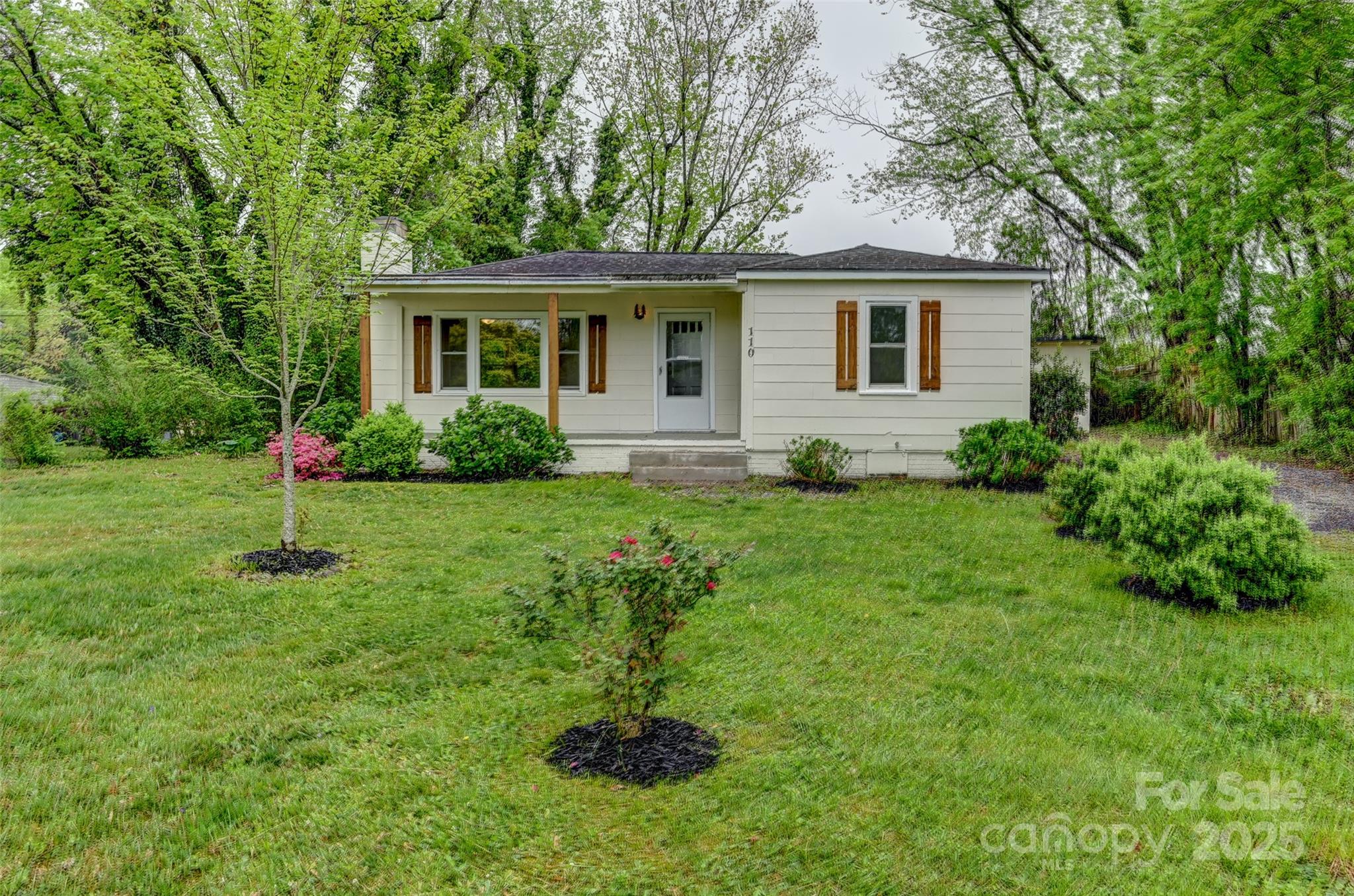 110 Maplewood Knoll Drive