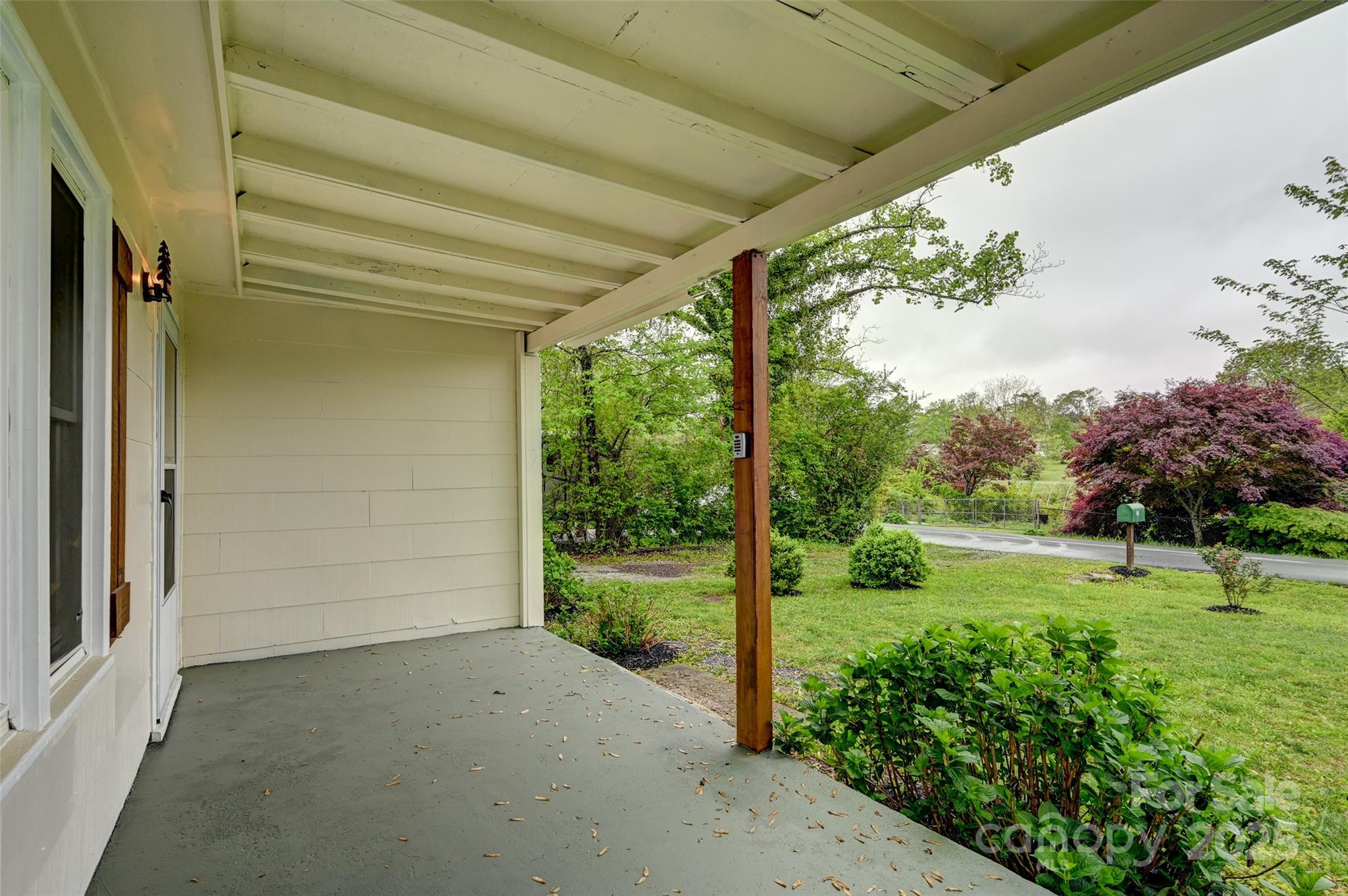 110 Maplewood Knoll Drive