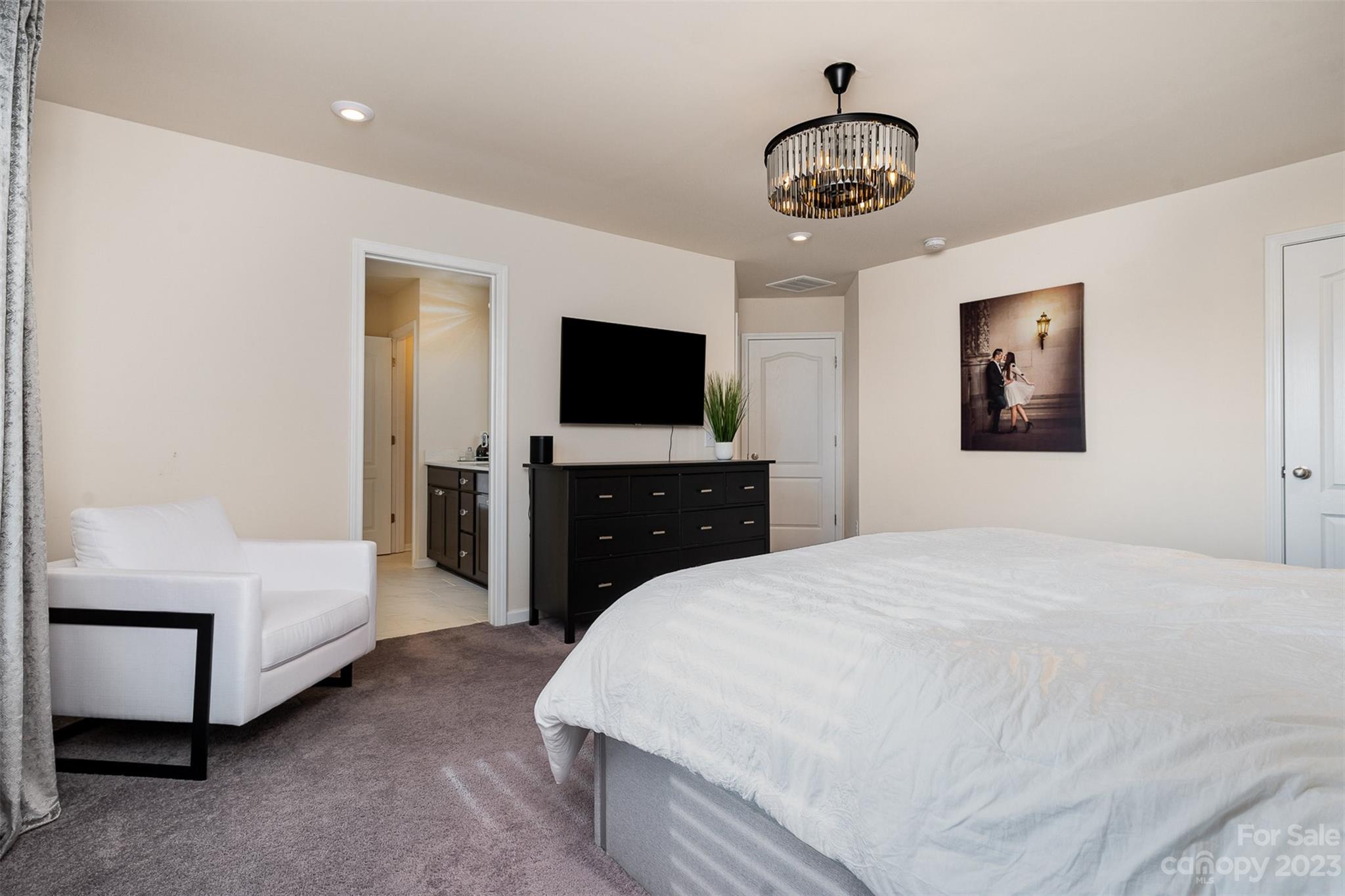 Queensbridge - Residential